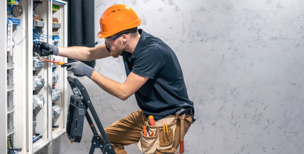 Best Electric Panel Repair  in Hillsboro, OH